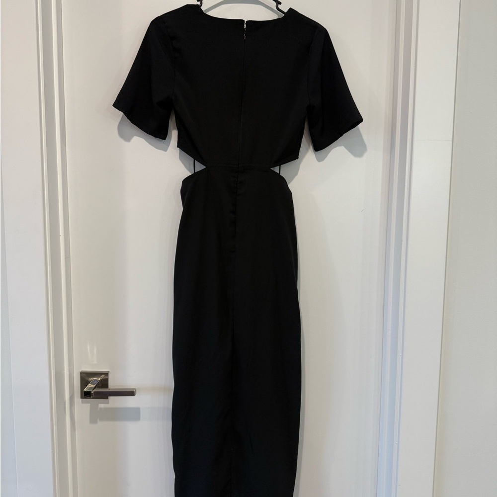 Abercrombie and Fitch Black Cut Out Dress - Picture 4 of 4